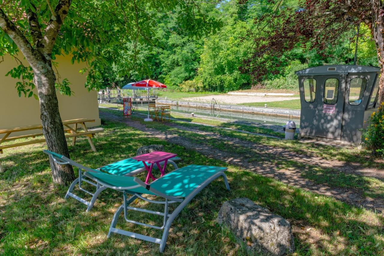 Hotel La Maison Berry à Puch-d'Agenais Extérieur photo